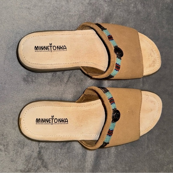 Minnetonka Suede Leather Slide Sandals Beaded - Picture 3 of 13